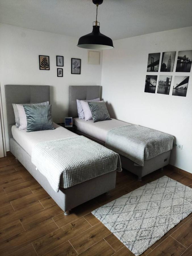 Apartman Ela บันยาลูกา ภายนอก รูปภาพ